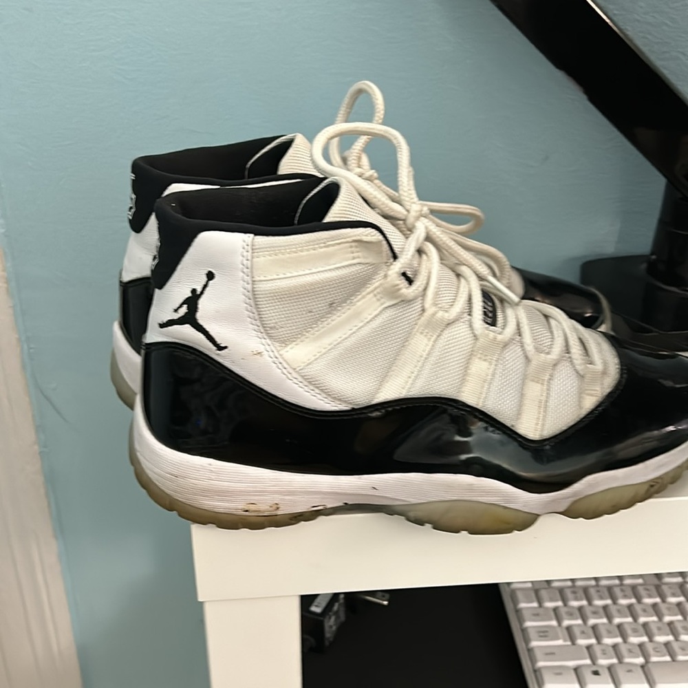 Jordan 11 concords worn still very nice - Picture 4 of 5